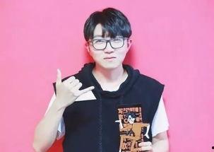 娱乐吃瓜君毛不易,从“娱乐吃瓜君”到音乐才子，他的蜕变之路